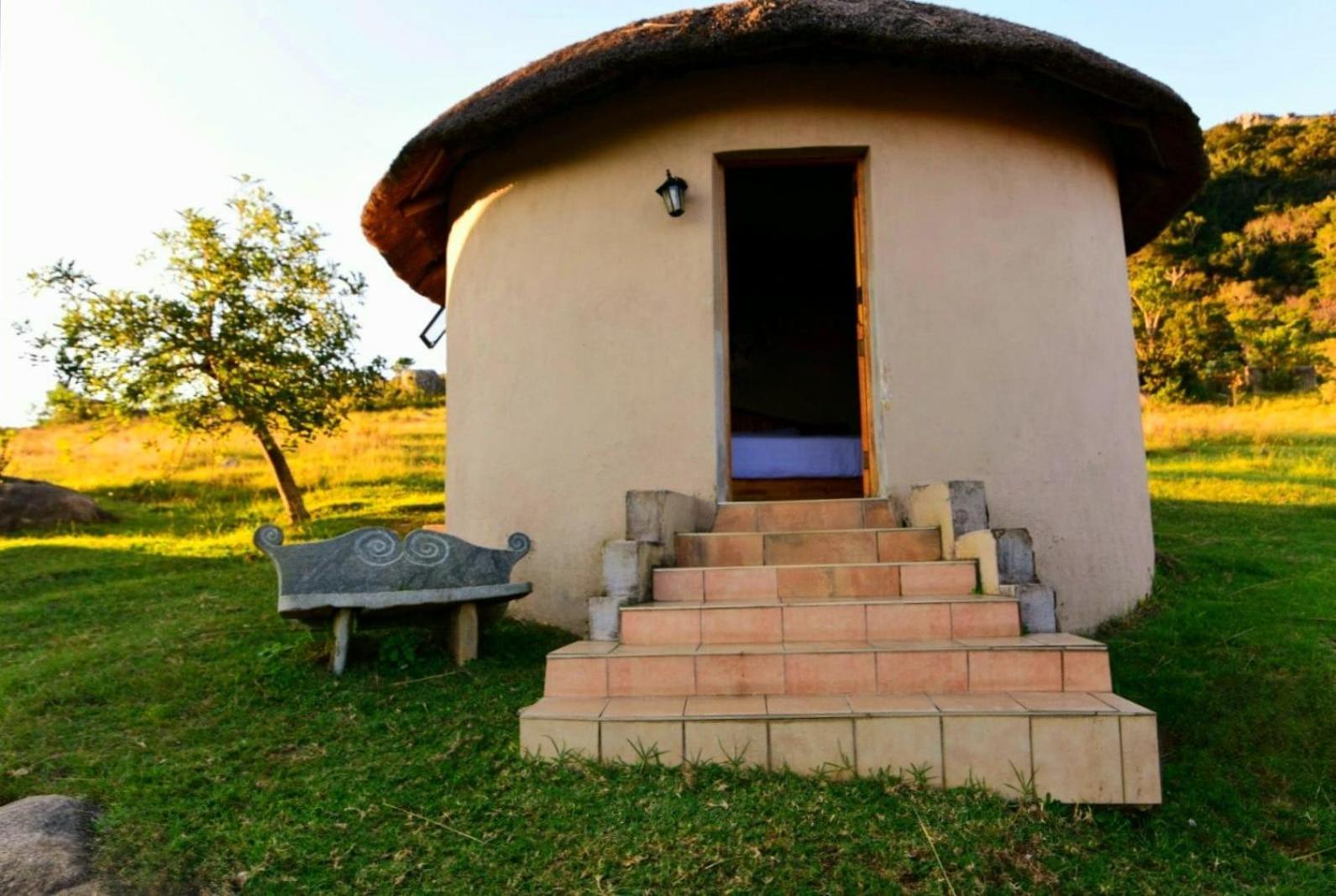 Sobantu Guest Farm Piggs Peak Exterior foto